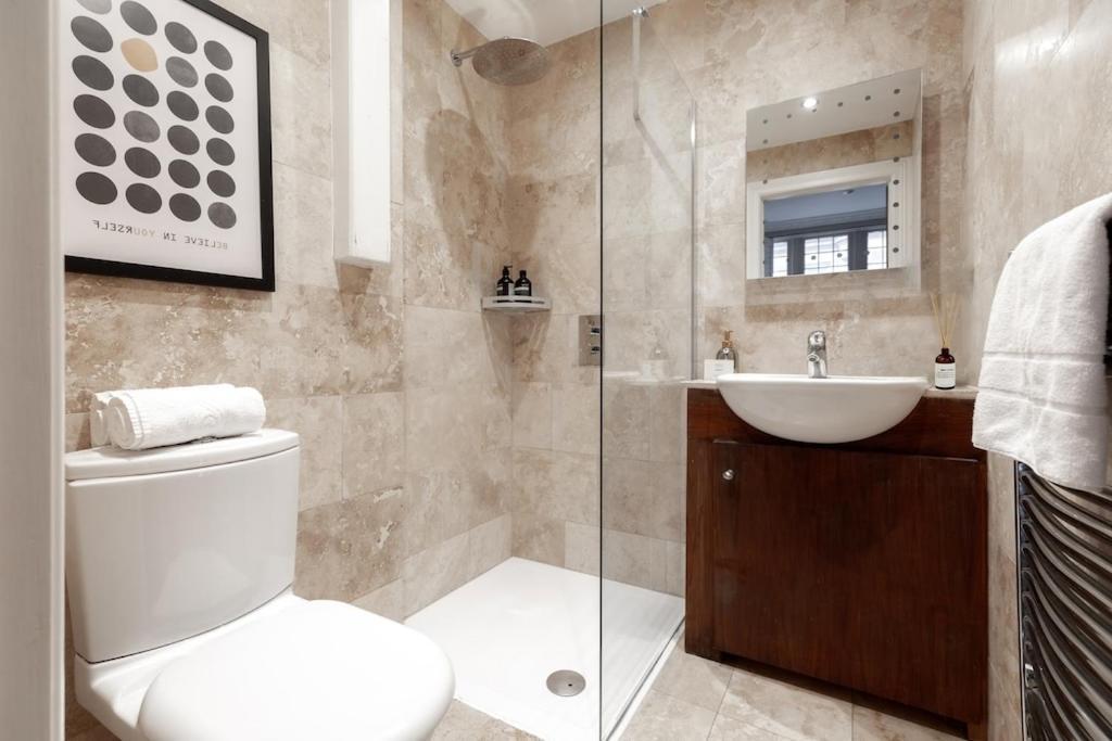 Revamped & Luxxe For Covent Garden Lovers! Adorable City Home For Families & Friends London Exterior foto