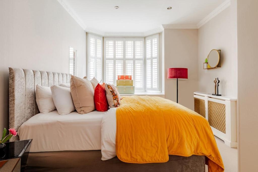 Revamped & Luxxe For Covent Garden Lovers! Adorable City Home For Families & Friends London Exterior foto